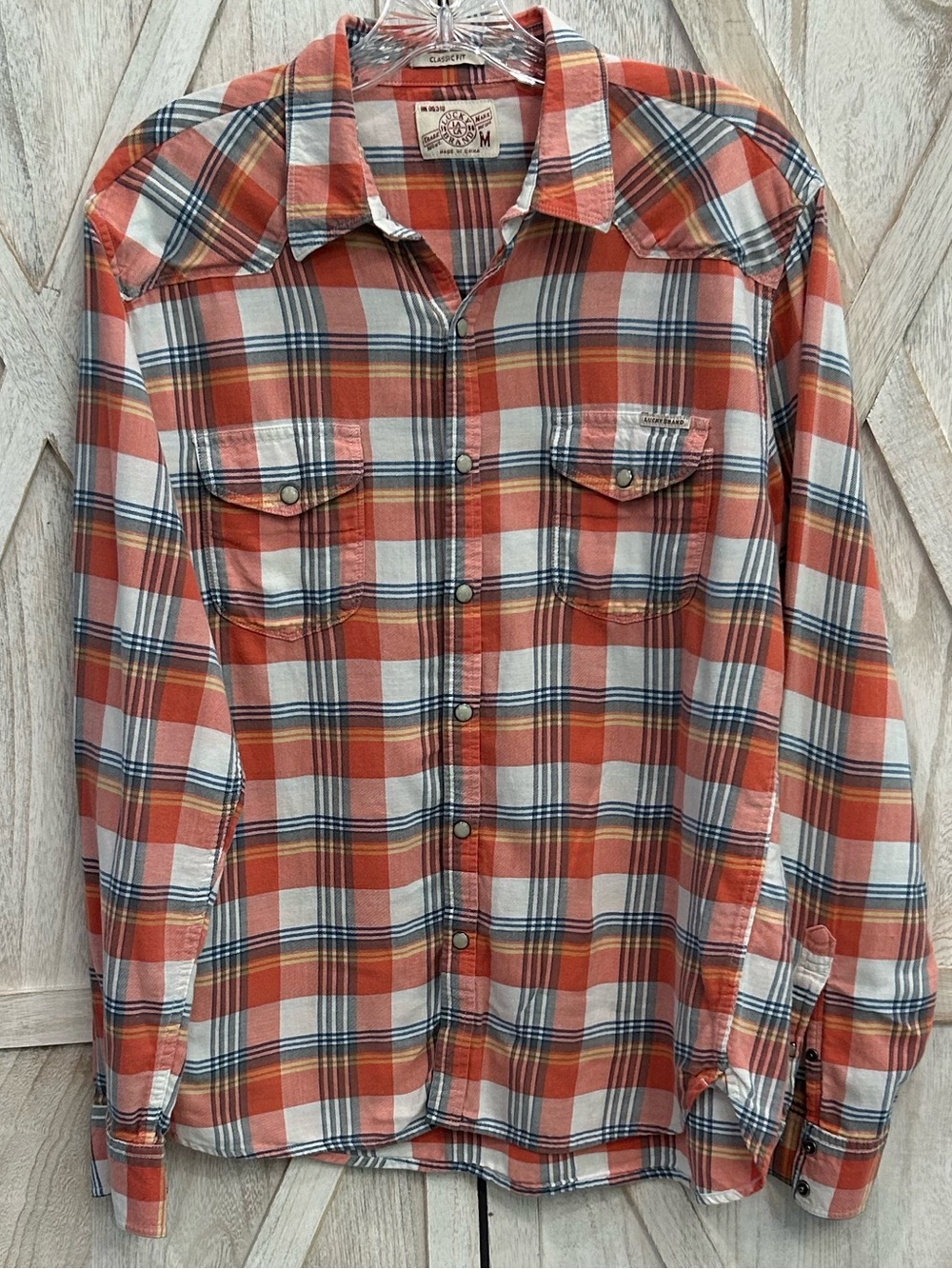 Lucky Brand Women’s Oversized Western Plaid Pearl Snap Shirt Orange Men’s Medium